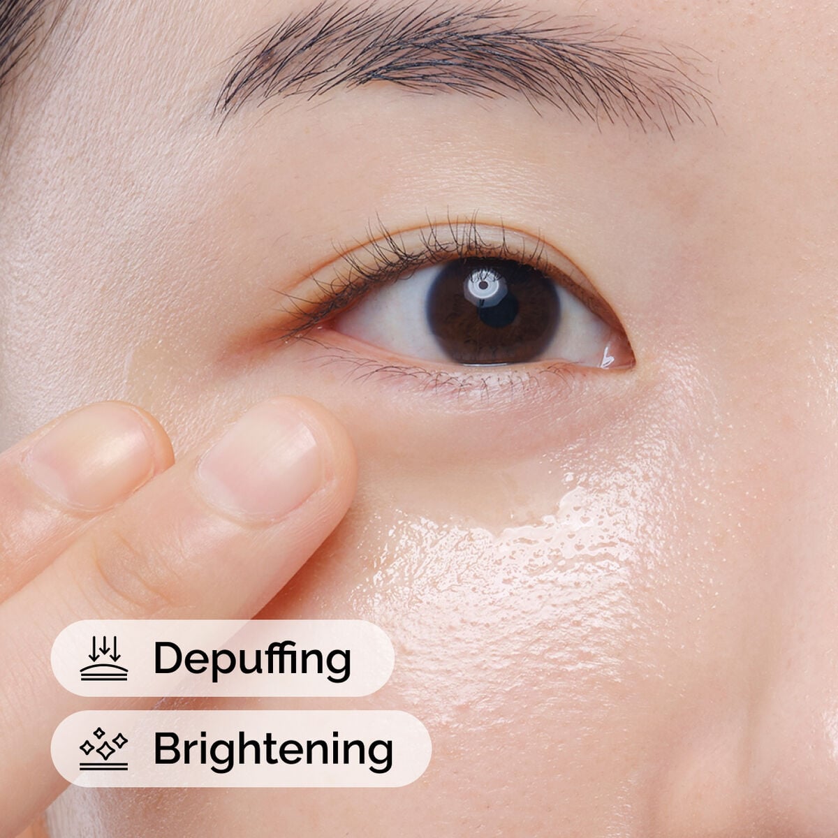 caffeine-solution-5-egcg-eye-serum-l3 ord-caffeine-solution-egcg-model-application-with-benefits.jpg