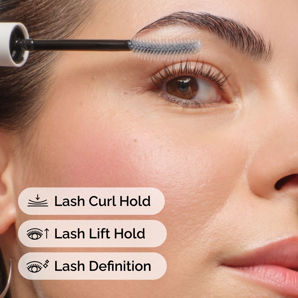 lash-curl-finisher-f7 ord-lash-curl-finisher-model-application-with-benefits.jpg